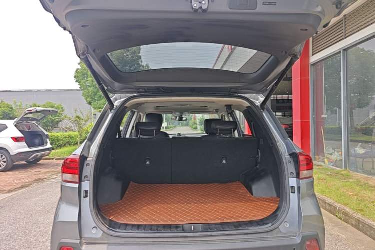 Used Hyundai ix35 2018 2.0L Automatic 2WD Zhiyong·Changxiang Edition Trunk