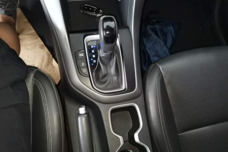 Used Hyundai ix35 2018 2.0L Automatic 2WD Zhiyong·Changxiang Edition Gear Lever