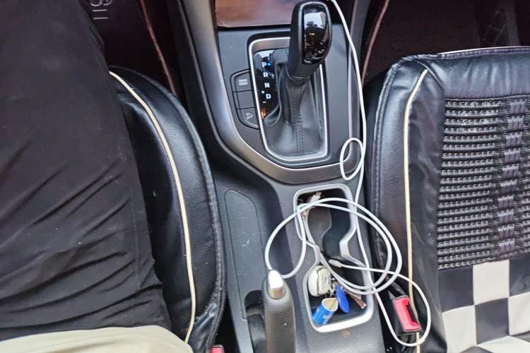 Used Hyundai ix35 2018 2.0L Automatic 2WD Zhiyong·Changxiang Edition Gear Lever