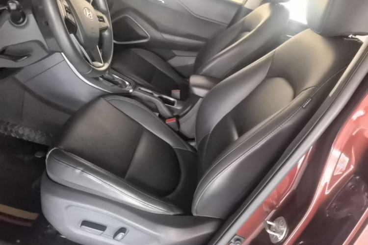 Used Hyundai ix35 2018 2.0L Automatic 2WD Zhiyong·Changxiang Edition Left Front Seat