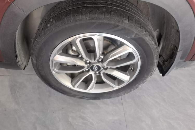 Used Hyundai ix35 2018 2.0L Automatic 2WD Zhiyong·Changxiang Edition Left Front Wheel Hub