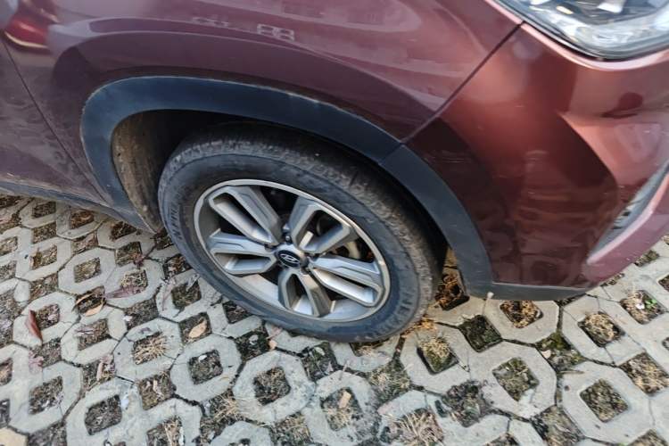 Used Hyundai ix35 2018 2.0L Automatic 2WD Zhiyong·Changxiang Edition Right Front Wheel Hub