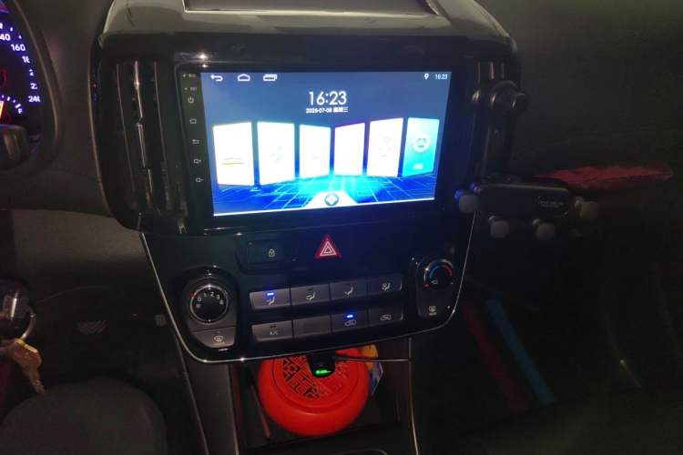 Used Hyundai ix35 2018 2.0L Manual Two-Wheel Drive Zhiyong·Changzhi Edition Audio And AC Panel