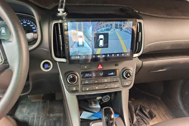 Used Hyundai ix35 2018 2.0L Automatic 2WD Zhiyong·Changxiang Edition Audio And AC Panel