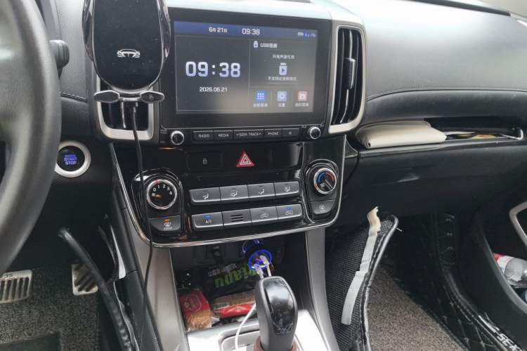 Used Hyundai ix35 2018 2.0L Automatic 2WD Zhiyong·Changxiang Edition Audio And AC Panel