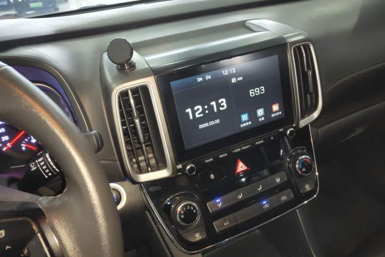 Used Hyundai ix35 2018 2.0L Automatic 2WD Zhiyong·Changxiang Edition Audio And AC Panel