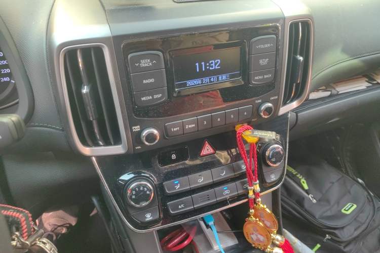 Used Hyundai ix35 2018 2.0L Manual Two-Wheel Drive Zhiyong·Changzhi Edition Audio And AC Panel