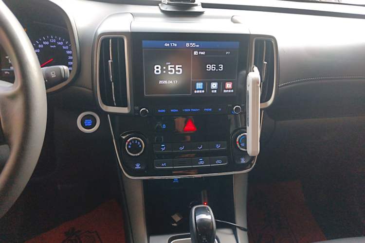 Used Hyundai ix35 2018 2.0L Automatic 2WD Zhiyong·Changxiang Edition Audio And AC Panel