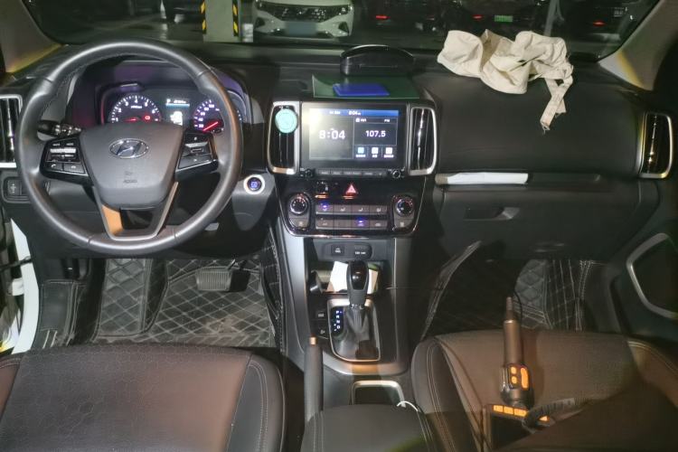 Used Hyundai ix35 2018 2.0L Automatic 2WD Zhiyong·Changxiang Edition Center Console