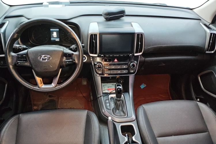 Used Hyundai ix35 2018 2.0L Automatic 2WD Zhiyong·Changxiang Edition Center Console