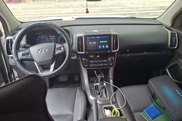Used Hyundai ix35 2018 2.0L Automatic 2WD Zhiyong·Changxiang Edition Center Console