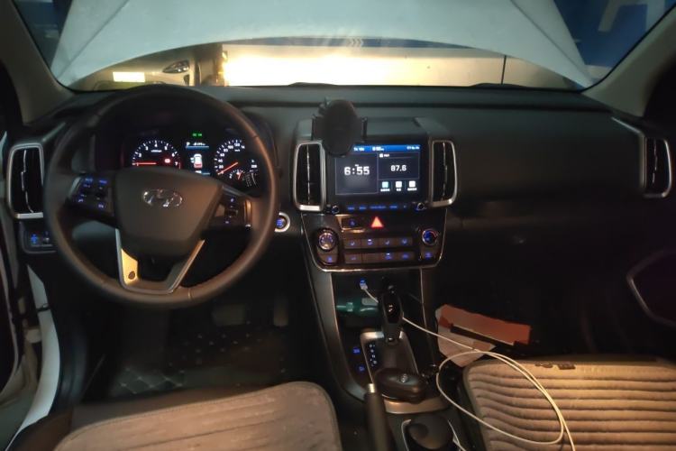 Used Hyundai ix35 2018 2.0L Automatic 2WD Zhiyong·Changxiang Edition Center Console