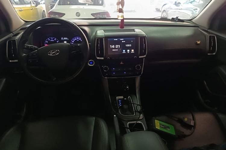 Used Hyundai ix35 2018 2.0L Automatic 2WD Zhiyong·Changxiang Edition Center Console