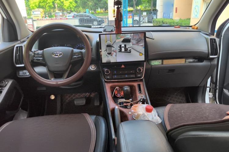 Used Hyundai ix35 2018 2.0L Automatic 2WD Zhiyong·Changxiang Edition Center Console