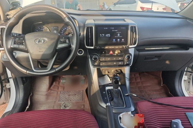 Used Hyundai ix35 2018 2.0L Automatic 2WD Zhiyong·Changxiang Edition Center Console