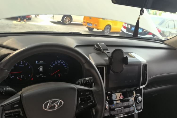 Used Hyundai ix35 2018 2.0L Automatic 2WD Zhiyong·Changxiang Edition Center Console