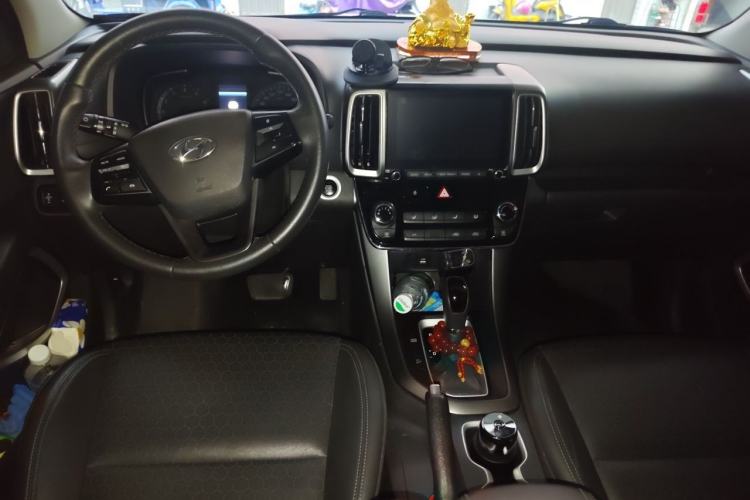Used Hyundai ix35 2018 2.0L Automatic 2WD Zhiyong·Changxiang Edition Center Console