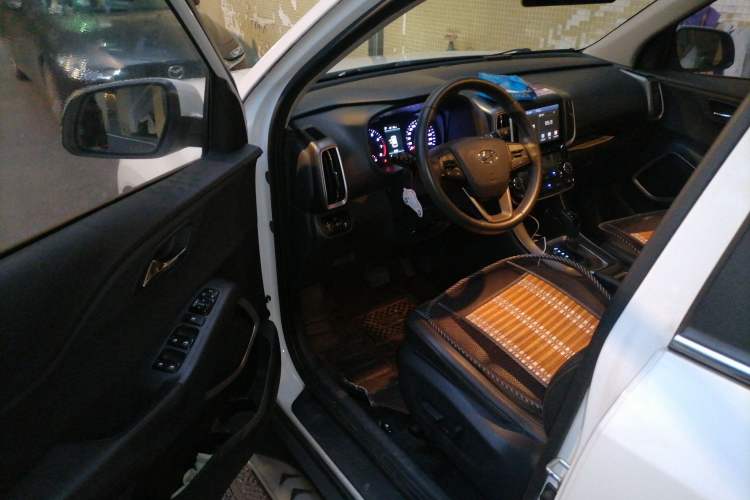 Used Hyundai ix35 2018 2.0L Automatic 2WD Zhiyong·Changxiang Edition Driver Seat