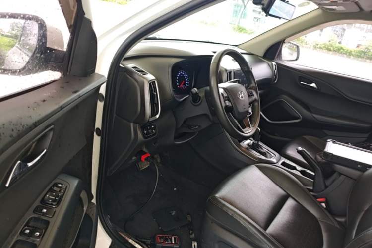 Used Hyundai ix35 2018 2.0L Automatic 4x4 Zhiyong – Flagship Edition Driver Seat