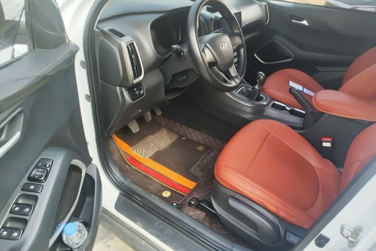 Used Hyundai ix35 2018 2.0L Manual Two-Wheel Drive Zhiyong·Changzhi Edition Driver Seat