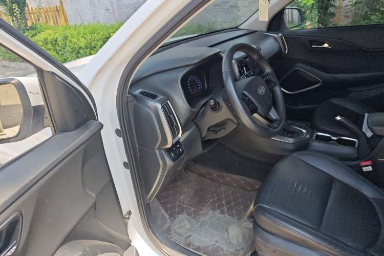 Used Hyundai ix35 2018 2.0L Automatic Two-Wheel Drive Zhiyong·Changlian Edition Driver Seat