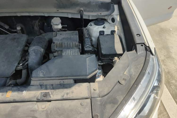 Used Hyundai ix35 2018 2.0L Automatic 2WD Zhiyong·Changxiang Edition Engine Bay Left