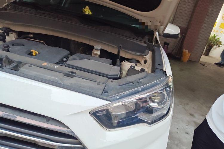 Used Hyundai ix35 2018 2.0L Automatic 2WD Zhiyong·Changxiang Edition Engine Bay Left
