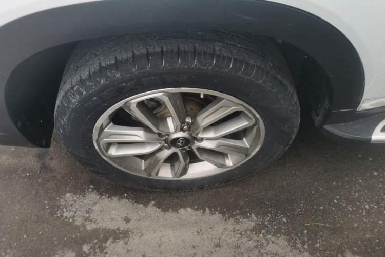 Used Hyundai ix35 2018 2.0L Automatic Two-Wheel Drive Zhiyong·Changlian Edition Exterior 5