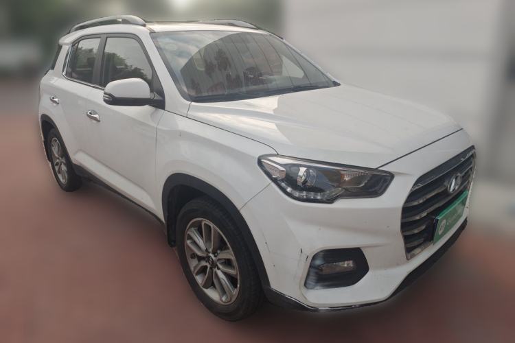 Used Hyundai ix35 2018 2.0L Automatic 2WD Zhiyong·Changxiang Edition Front Right 45 Deg