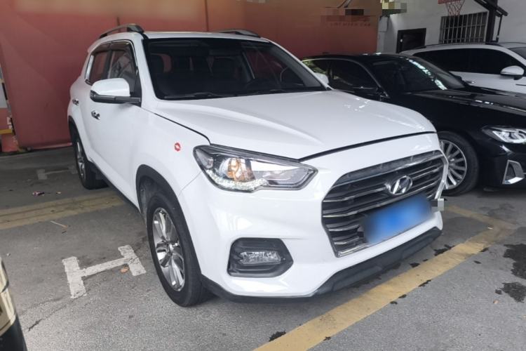Used Hyundai ix35 2018 2.0L Automatic 2WD Zhiyong·Changxiang Edition Front Right 45 Deg