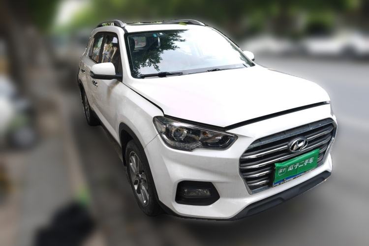 Used Hyundai ix35 2018 2.0L Automatic 2WD Zhiyong·Changxiang Edition Front Right 45 Deg
