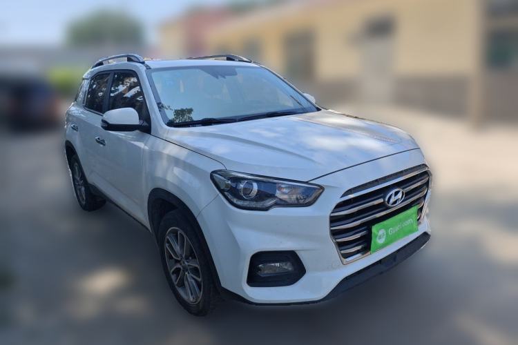 Used Hyundai ix35 2018 2.0L Automatic Two-Wheel Drive Zhiyong·Changlian Edition Front Right 45 Deg