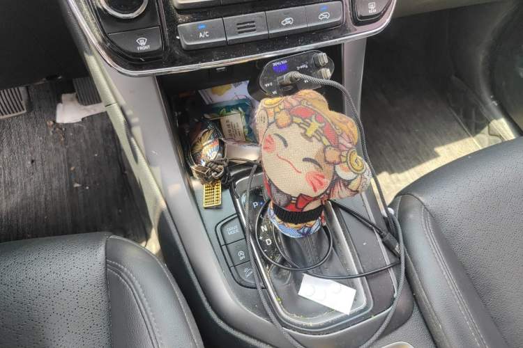 Used Hyundai ix35 2018 2.0L Automatic 2WD Zhiyong·Changxiang Edition Gear Lever