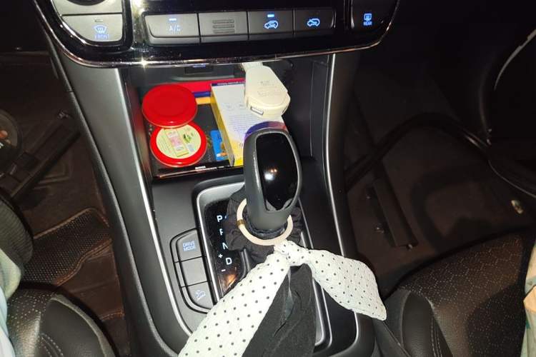 Used Hyundai ix35 2018 2.0L Automatic 2WD Zhiyong·Changxiang Edition Gear Lever