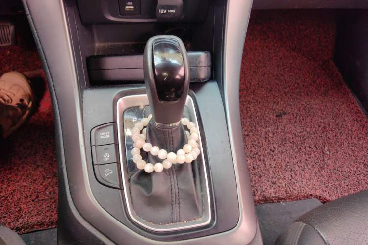 Used Hyundai ix35 2018 2.0L Automatic 2WD Zhiyong·Changxiang Edition Gear Lever