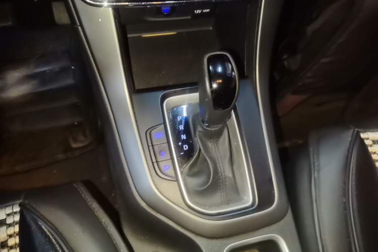 Used Hyundai ix35 2018 2.0L Automatic 2WD Zhiyong·Changxiang Edition Gear Lever