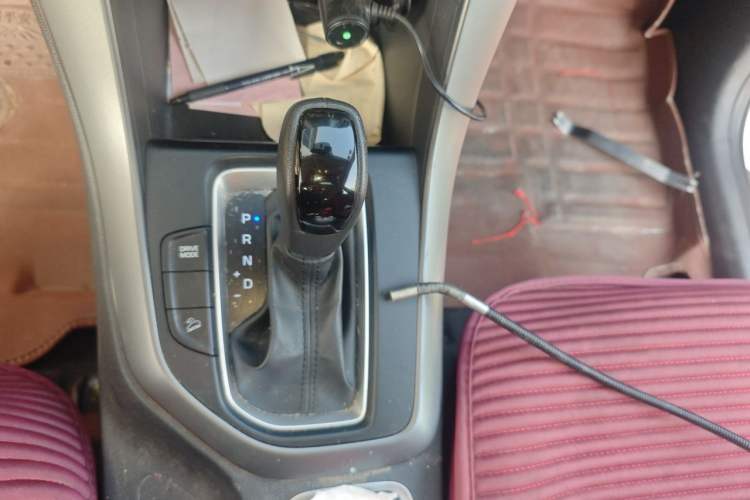 Used Hyundai ix35 2018 2.0L Automatic 2WD Zhiyong·Changxiang Edition Gear Lever