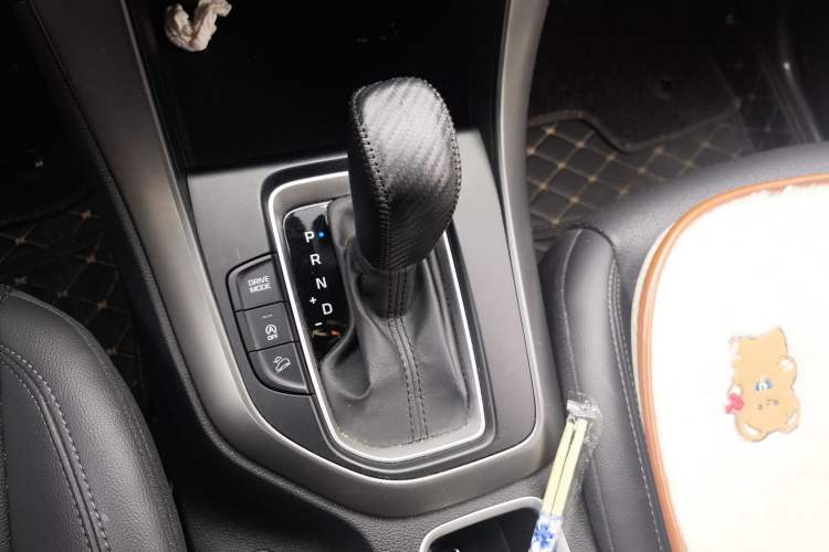 Used Hyundai ix35 2018 2.0L Automatic 2WD Zhiyong·Changxiang Edition Gear Lever