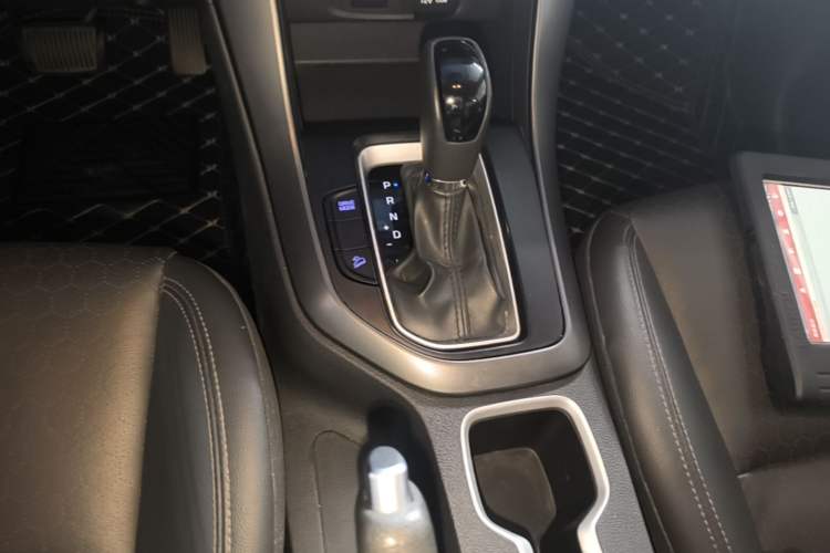 Used Hyundai ix35 2018 2.0L Automatic 2WD Zhiyong·Changxiang Edition Gear Lever