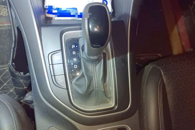 Used Hyundai ix35 2018 2.0L Automatic 2WD Zhiyong·Changxiang Edition Gear Lever