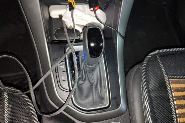 Used Hyundai ix35 2018 2.0L Automatic 2WD Zhiyong·Changxiang Edition Gear Lever