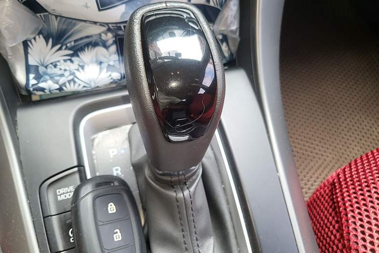 Used Hyundai ix35 2018 2.0L Automatic 2WD Zhiyong·Changxiang Edition Gear Lever