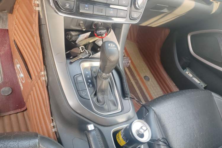 Used Hyundai ix35 2018 2.0L Automatic 2WD Zhiyong·Changxiang Edition Gear Lever