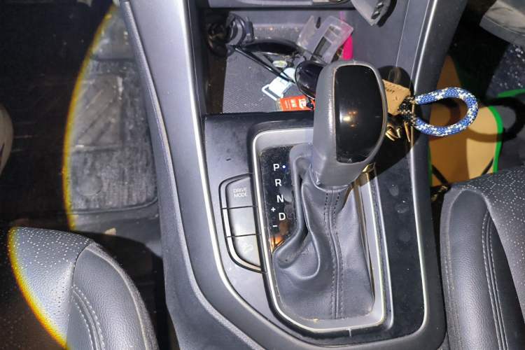 Used Hyundai ix35 2018 2.0L Automatic 2WD Zhiyong·Changxiang Edition Gear Lever