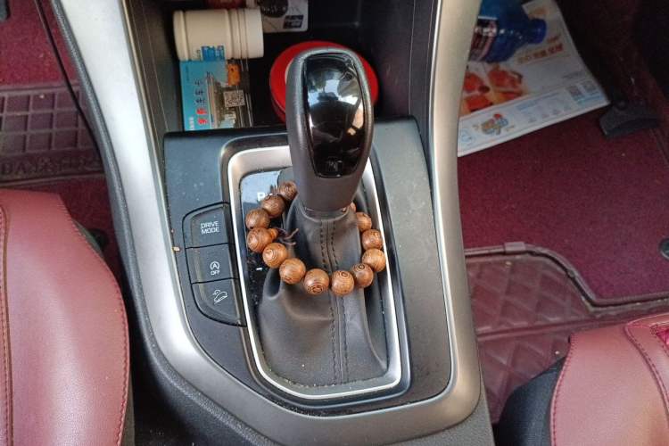 Used Hyundai ix35 2018 2.0L Automatic 2WD Zhiyong·Changxiang Edition Gear Lever