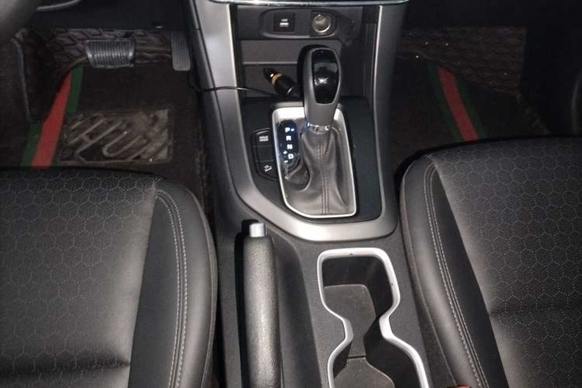 Used Hyundai ix35 2018 2.0L Automatic 2WD Zhiyong·Changxiang Edition Gear Lever