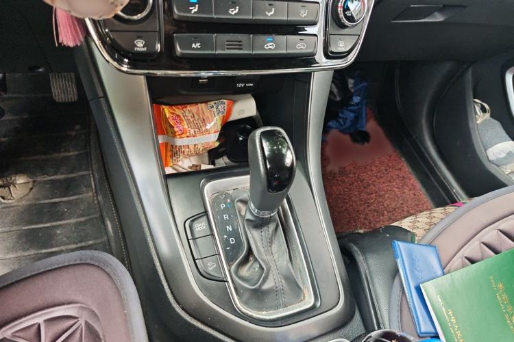 Used Hyundai ix35 2018 2.0L Automatic 2WD Zhiyong·Changxiang Edition Gear Lever