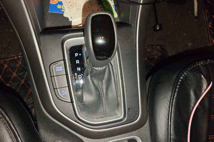 Used Hyundai ix35 2018 2.0L Automatic 2WD Zhiyong·Changxiang Edition Gear Lever