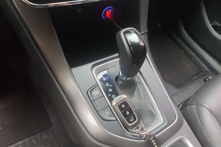 Used Hyundai ix35 2018 2.0L Automatic 2WD Zhiyong·Changxiang Edition Gear Lever