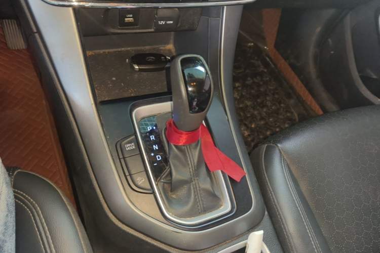 Used Hyundai ix35 2018 2.0L Automatic 2WD Zhiyong·Changxiang Edition Gear Lever